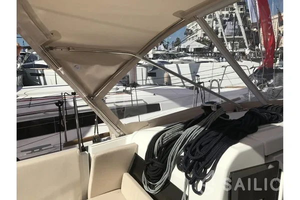 Sun Odyssey 440 - Yacht Charter Sailica