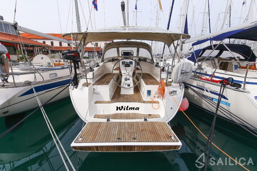 Bavaria 36 Cruiser - Yacht Charter Sailica