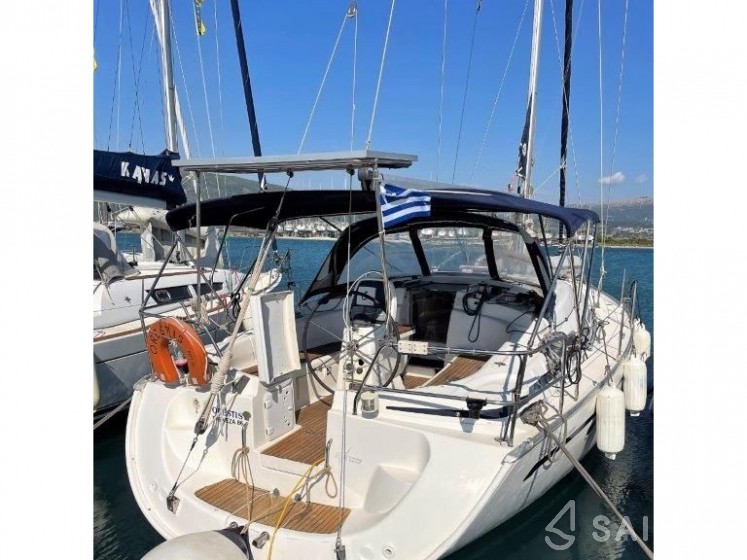 Bavaria 39 Cruiser - Yacht Charter Sailica