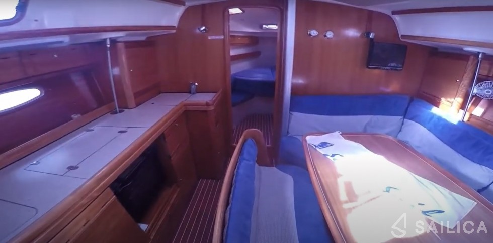 Bavaria 39 Cruiser - Yacht Charter Sailica