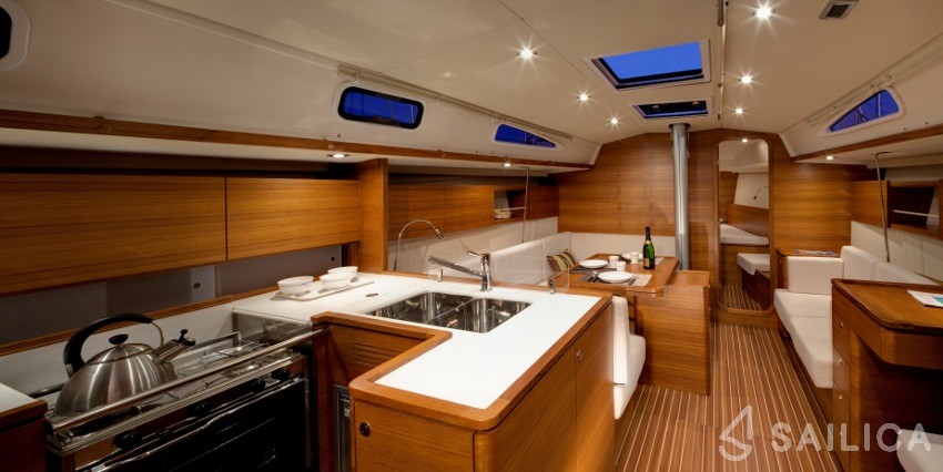 Salona 44 - Yacht Charter Sailica