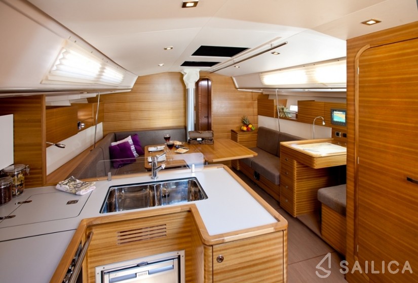 Salona 44 - Yacht Charter Sailica