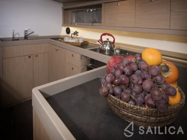 Oceanis 48 - Yacht Charter Sailica