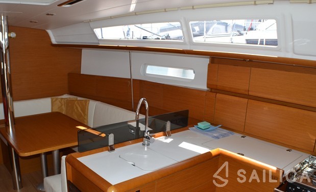 Sun Odyssey 379 - Yacht Charter Sailica