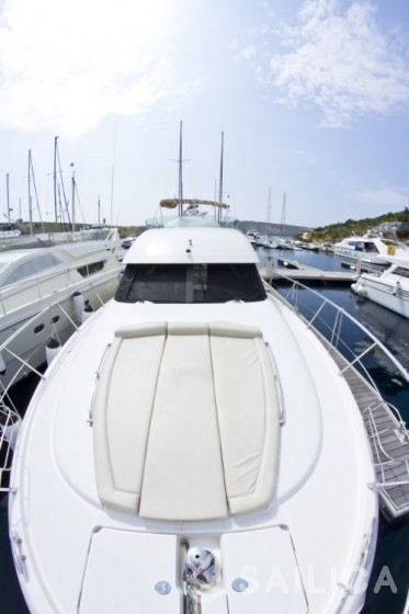Prestige 46 Fly - Yacht Charter Sailica