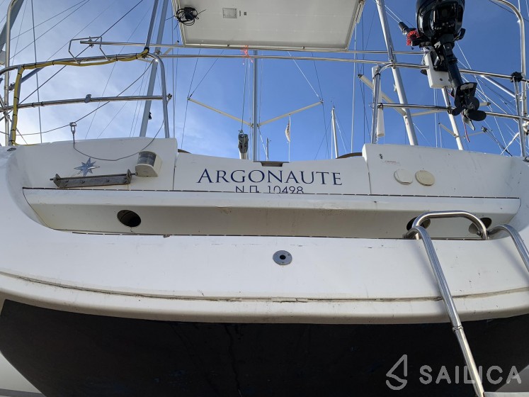 Sun Odyssey 42i - Yacht Charter Sailica
