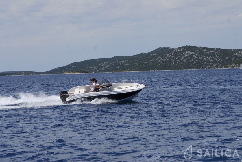 Atlantic Marine 670 - Yacht Charter Sailica