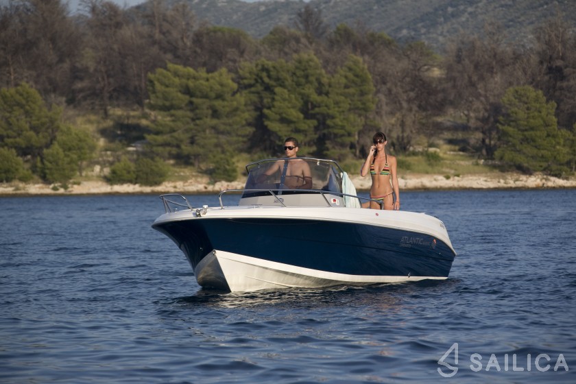 Atlantic Marine 670 - Yacht Charter Sailica