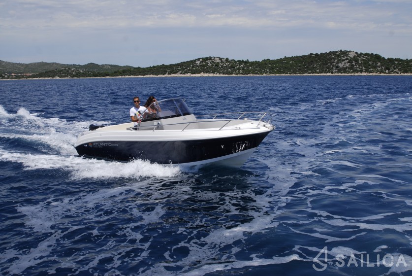 Atlantic Marine 670 - Yacht Charter Sailica