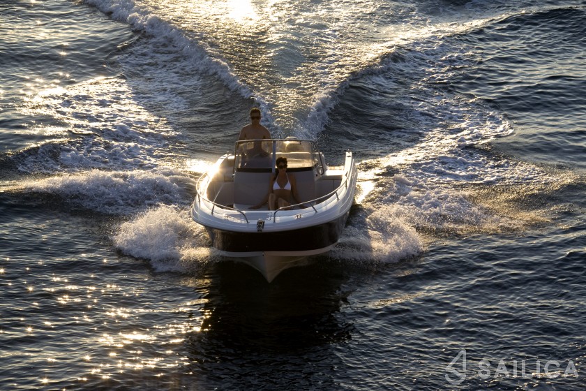 Atlantic Marine 670 - Yacht Charter Sailica