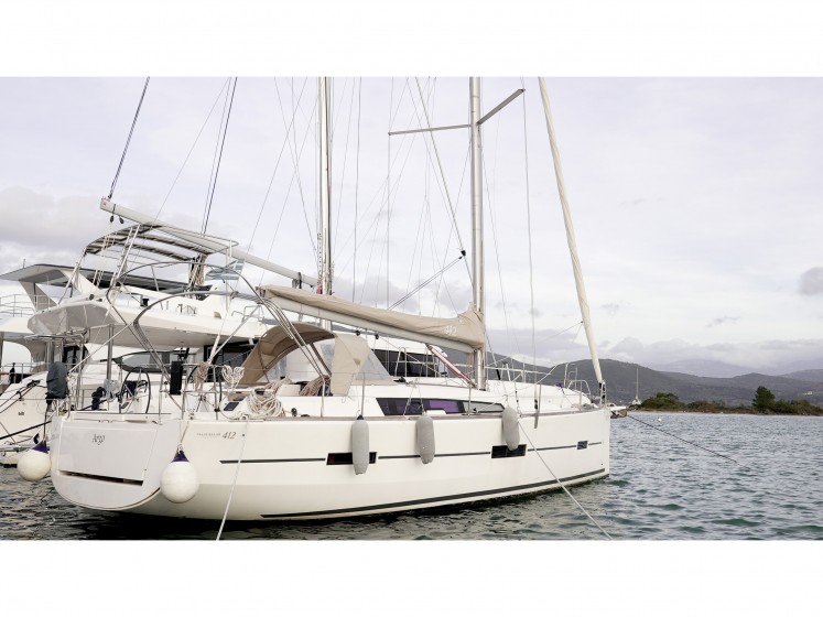 Dufour 412 GL - Yacht Charter Sailica
