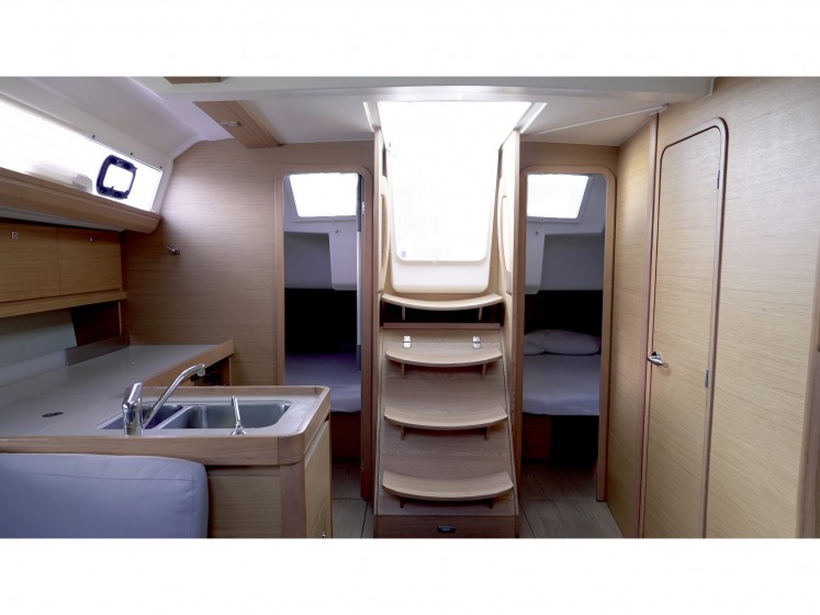 Dufour 412 GL - Yacht Charter Sailica