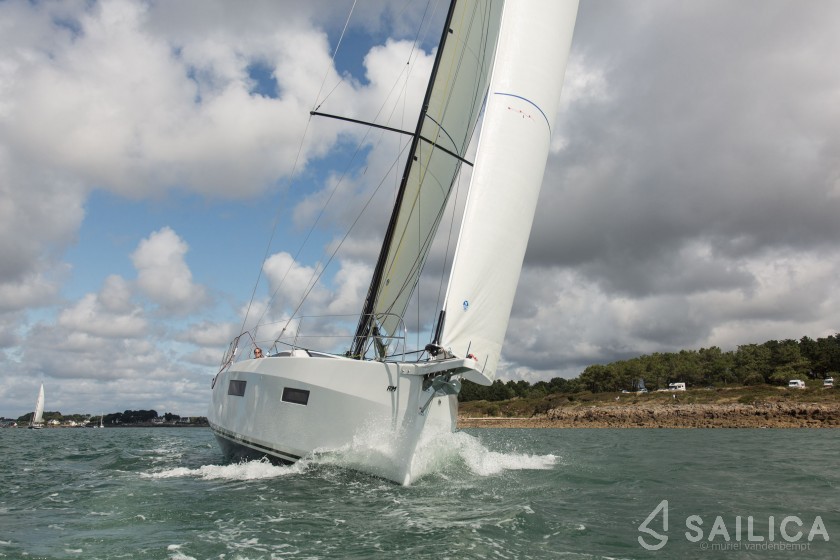 RM 1180 - Yacht Charter Sailica