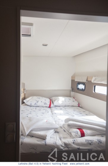 Bali 4.5 - Yacht Charter Sailica