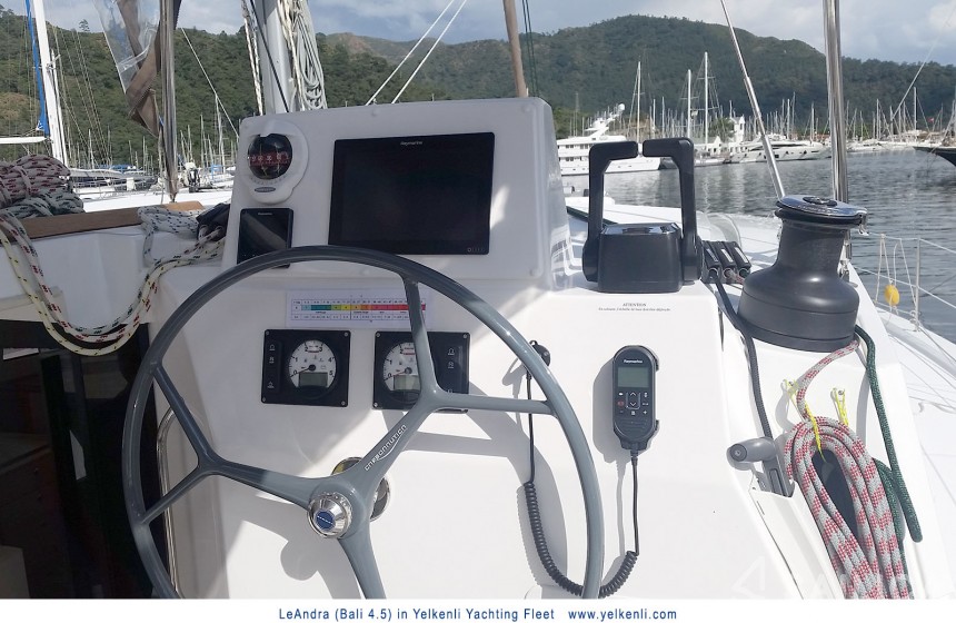 Bali 4.5 - Yacht Charter Sailica
