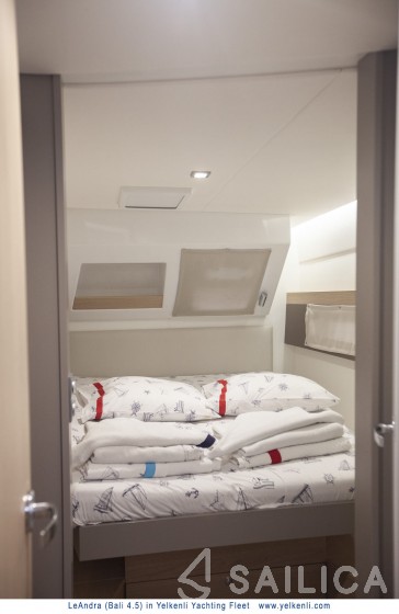 Bali 4.5 - Yacht Charter Sailica