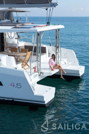 Bali 4.5 - Yacht Charter Sailica