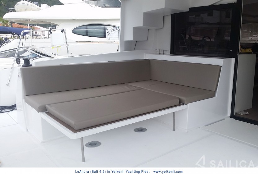 Bali 4.5 - Yacht Charter Sailica