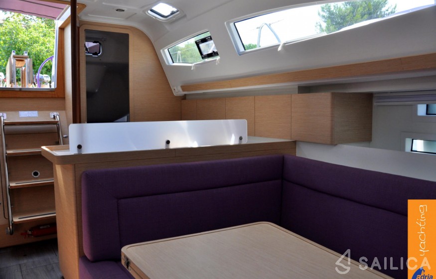 Elan 40 Impression - Yacht Charter Sailica