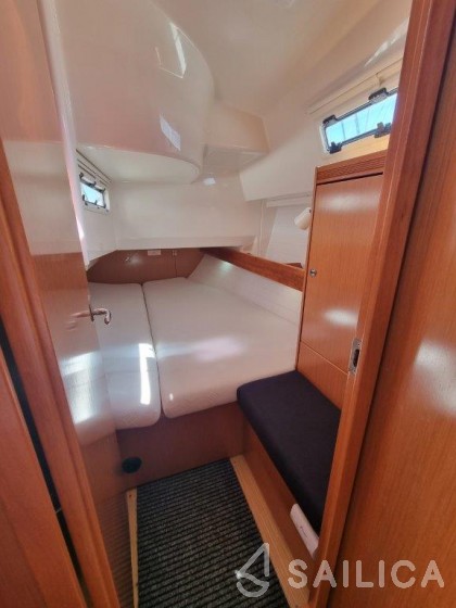 Bavaria 36 Cruiser - Yacht Charter Sailica