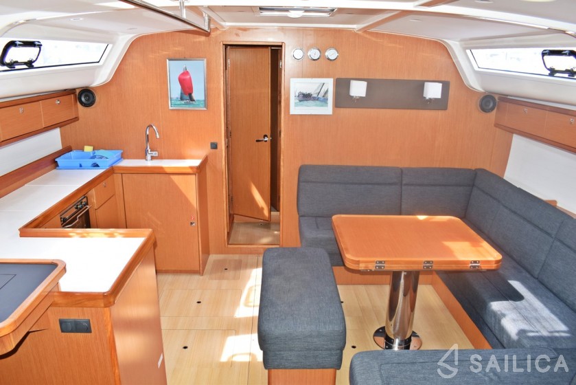 Bavaria 51 Cruiser - Yacht Charter Sailica