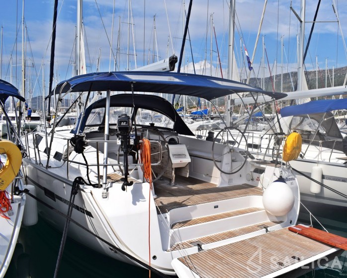 Bavaria 51 Cruiser - Yacht Charter Sailica