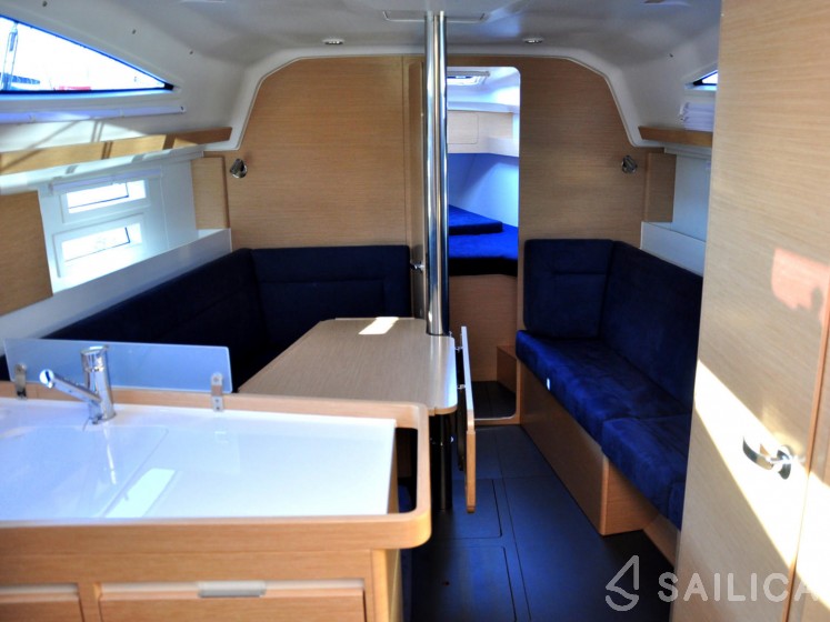 Elan 354 Impression - Yacht Charter Sailica