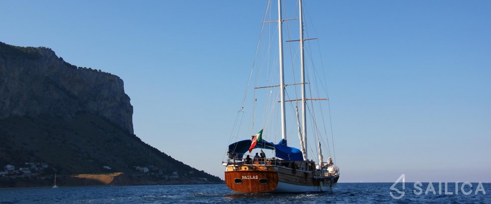Gulet - Yacht Charter Sailica