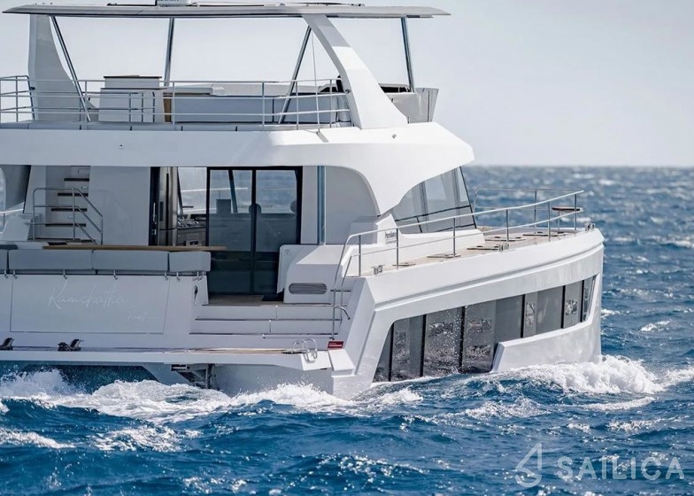 Aventura 14 Power - Yacht Charter Sailica