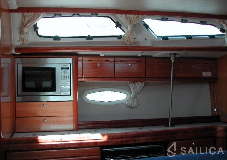 Bavaria 40 Cruiser - Yacht Charter Sailica