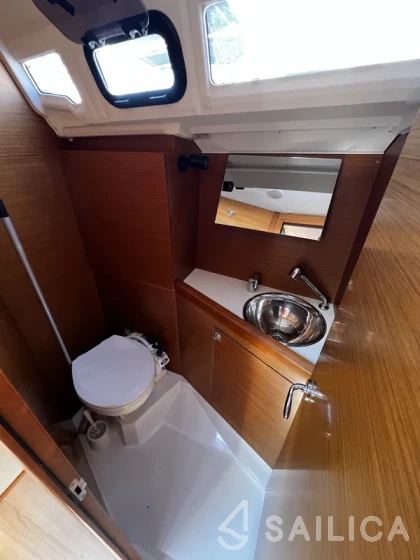 Sun Odyssey 349 - Yacht Charter Sailica