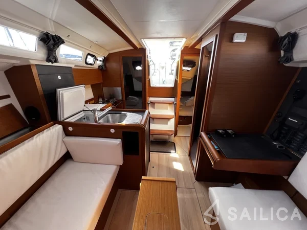 Sun Odyssey 349 - Yacht Charter Sailica