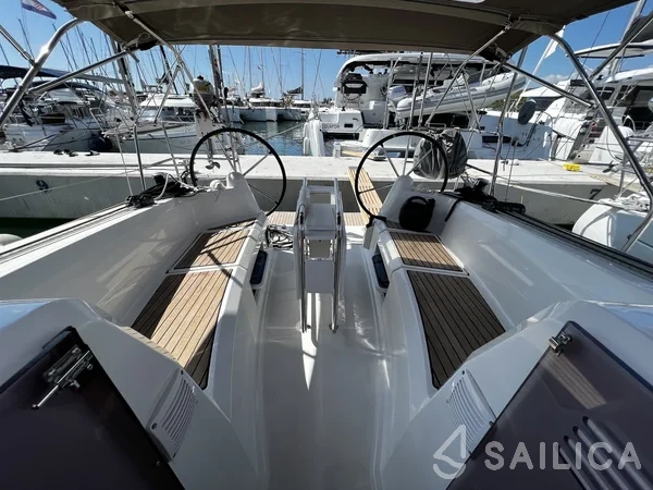 Sun Odyssey 349 - Yacht Charter Sailica