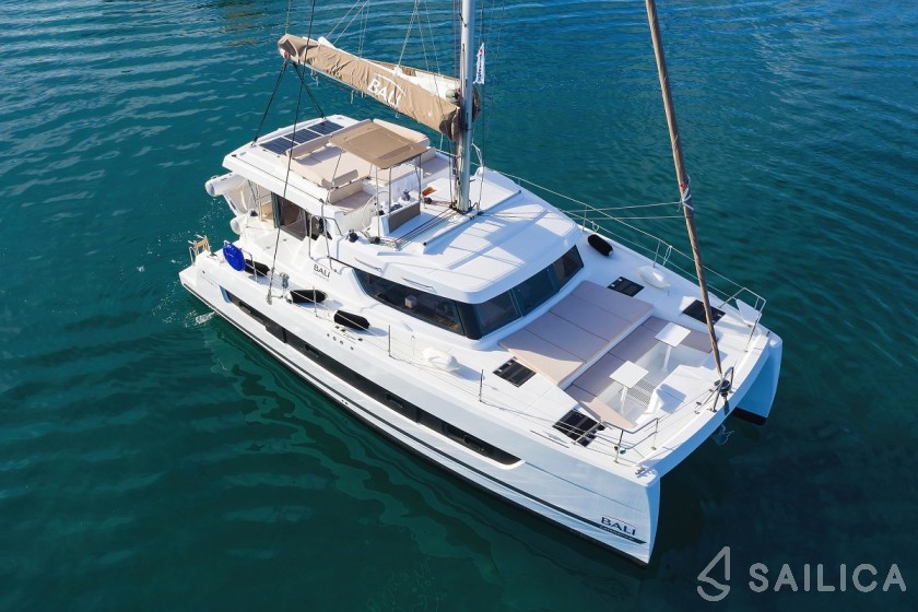 Bali Catspace - Yacht Charter Sailica