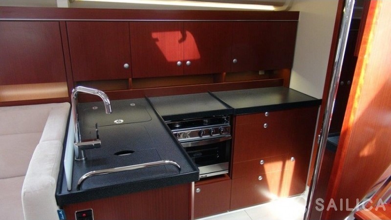 Hanse 455 - Yacht Charter Sailica