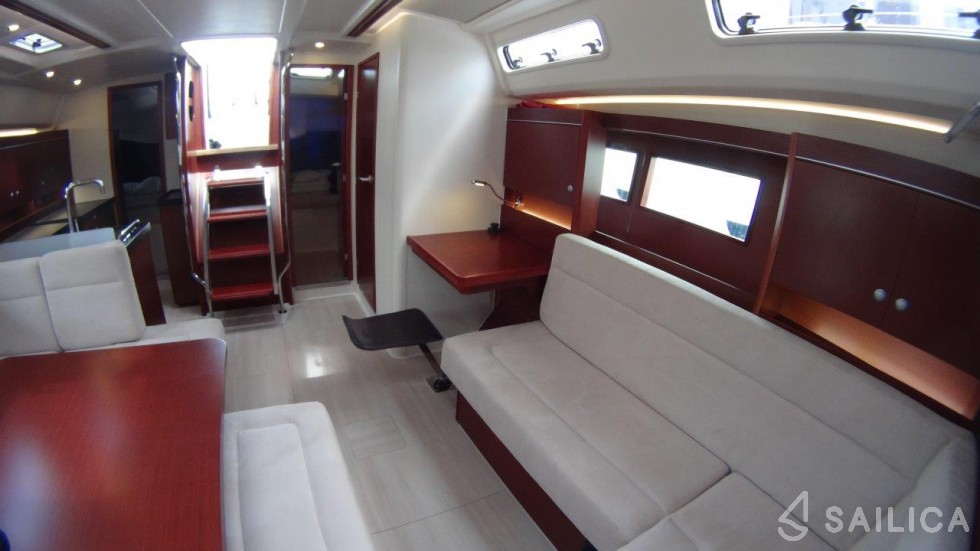 Hanse 455 - Yacht Charter Sailica