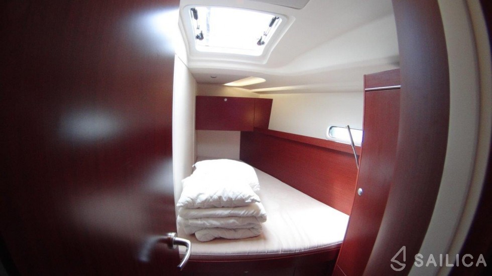 Hanse 455 - Yacht Charter Sailica
