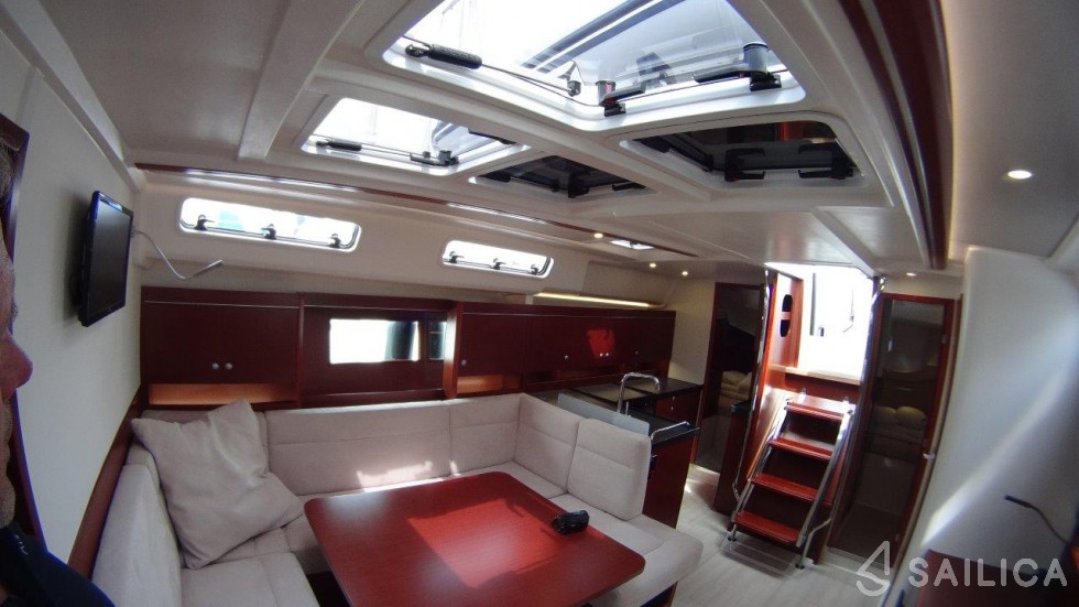 Hanse 455 - Yacht Charter Sailica