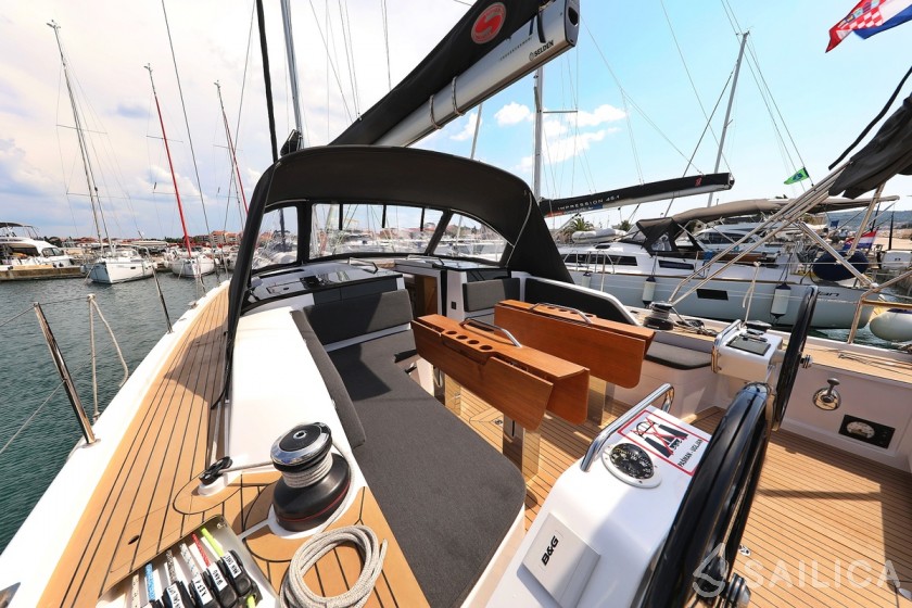 Elan GT6 - Yacht Charter Sailica