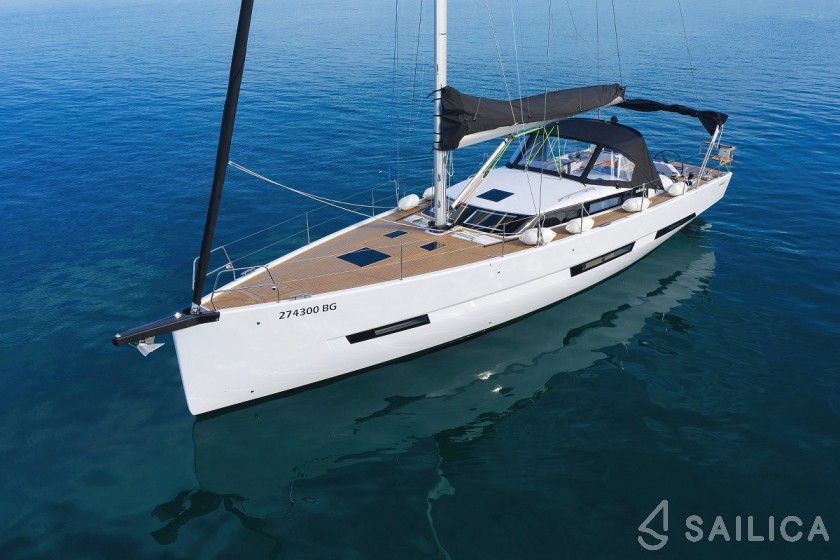 Elan GT6 - Yacht Charter Sailica