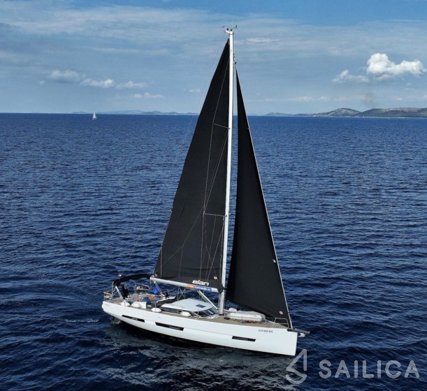 Elan GT6 - Yacht Charter Sailica