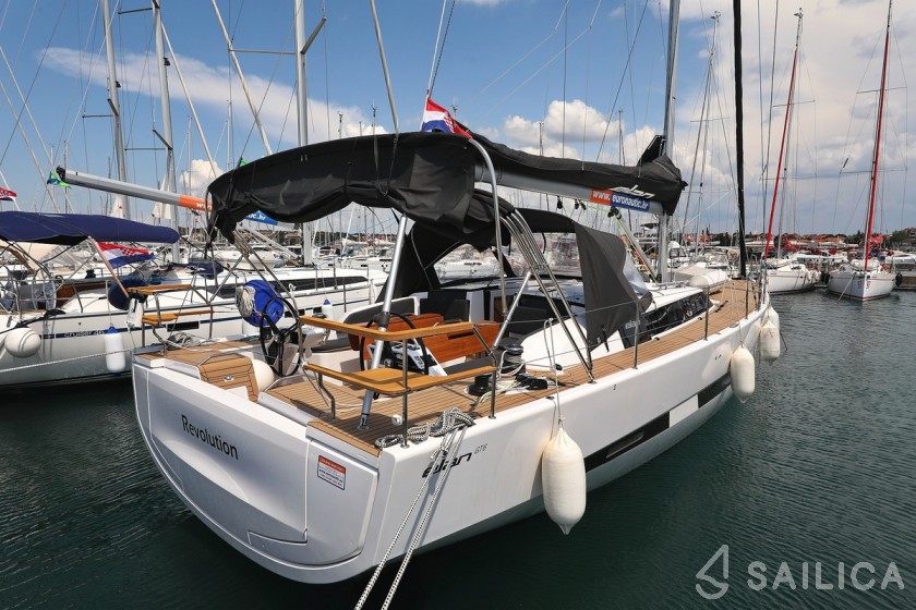 Elan GT6 - Yacht Charter Sailica
