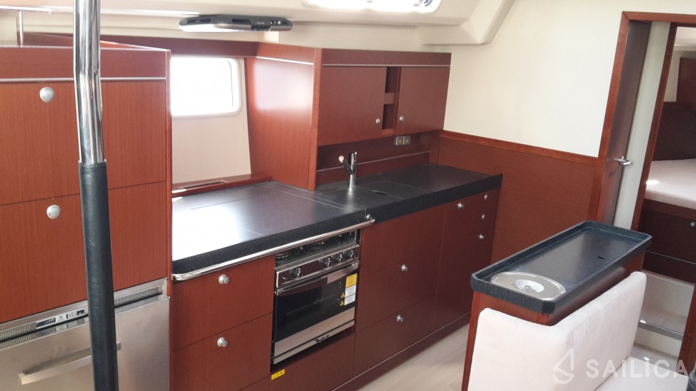 Hanse 505 - Yacht Charter Sailica