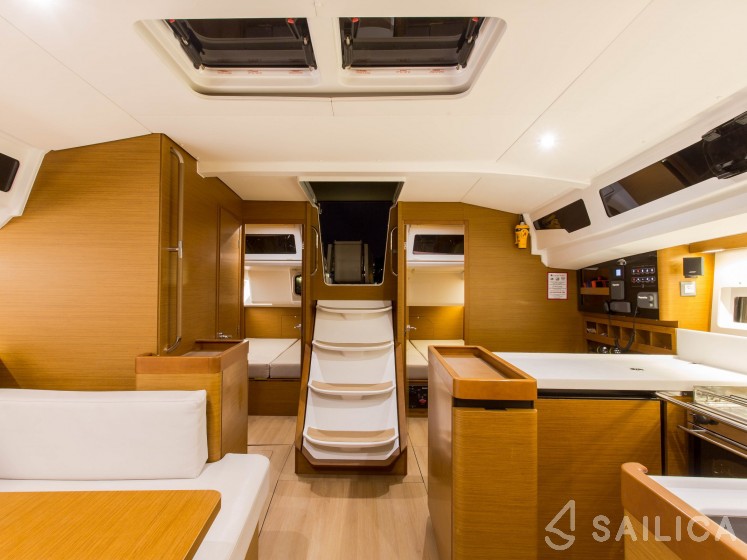 Sun Odyssey 440 - Yacht Charter Sailica