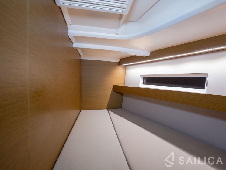 Sun Odyssey 440 - Yacht Charter Sailica