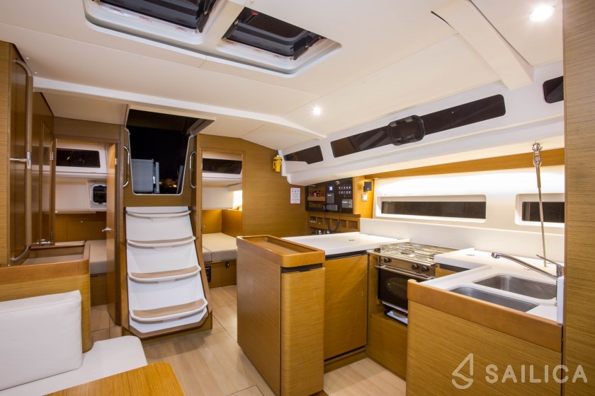 Sun Odyssey 440 - Yacht Charter Sailica
