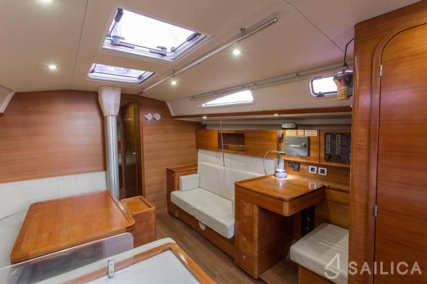 Salona 44 - Yacht Charter Sailica
