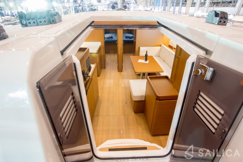 Sun Odyssey 490 - Yacht Charter Sailica
