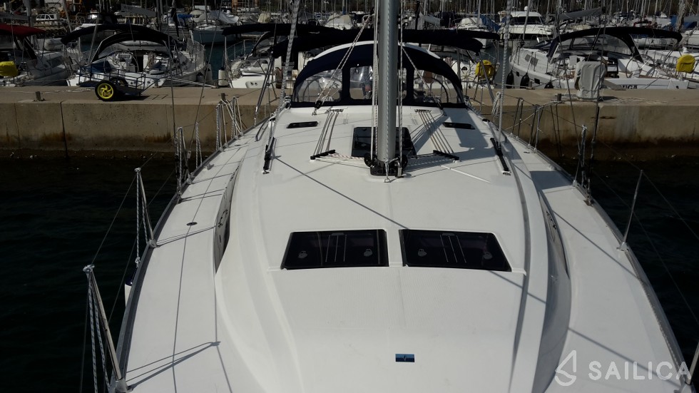 Bavaria 46 Cruiser - Yacht Charter Sailica