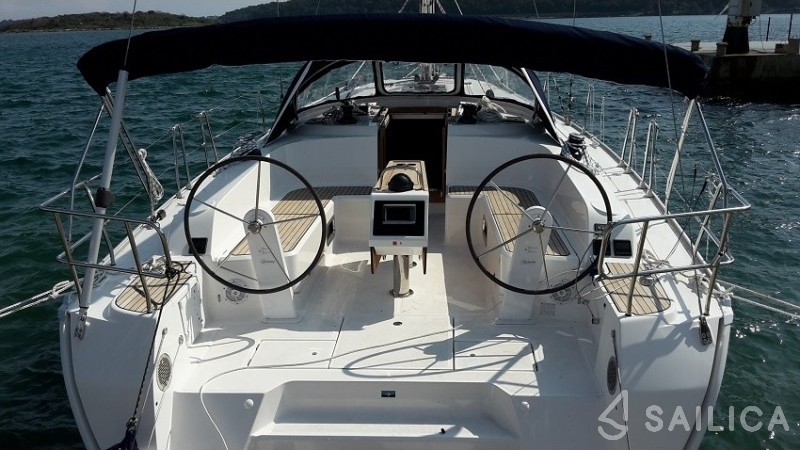 Bavaria 46 Cruiser - Yacht Charter Sailica